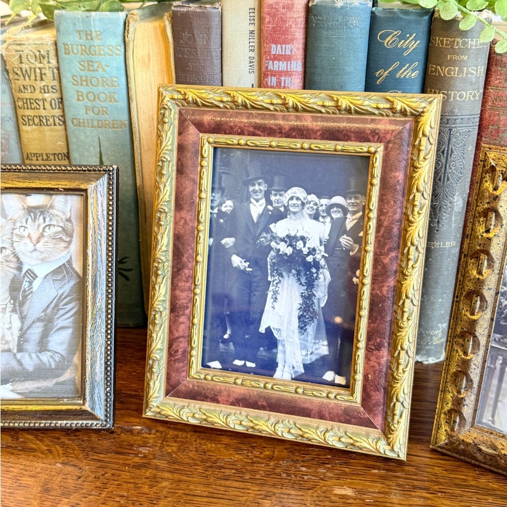 Vintage Gold and Bronze Ornate Picture Frame Set - Three Decorative Frames - Picture 5 of 16